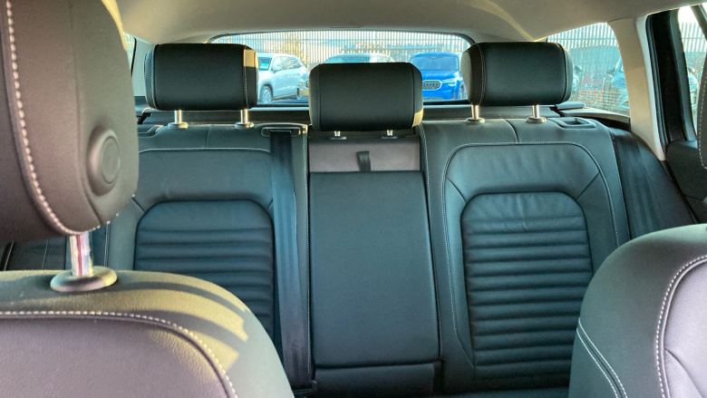 Volkswagen Passat 1.5 TSI EVO SEL 5dr DSG Petrol Estate